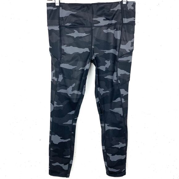 Athleta Camo Contender 7/8 Tights Black Grey Leggings Zip Pockets Size Medium - Picture 2 of 12